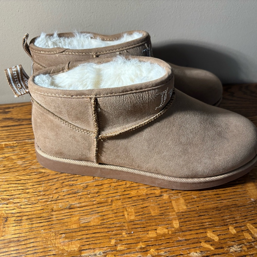 Juicy Couture Brown Suede Ankle Boots, 8 - Picture 2 of 11